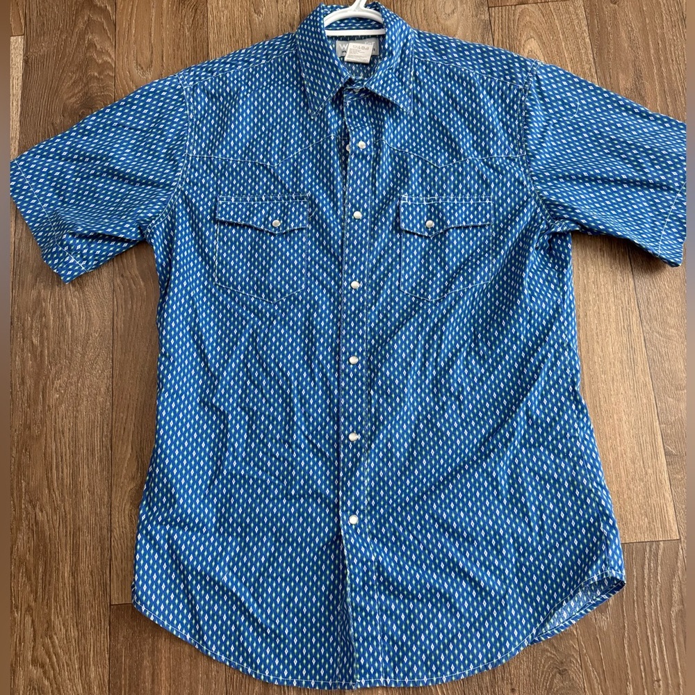 Wrangler Blue and White Patterned Shirt